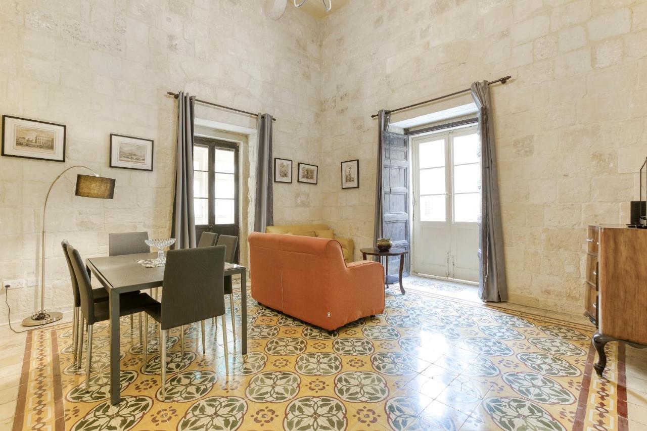 Vlt214- Valletta 2 Bedroom Townhouse Eksteriør billede